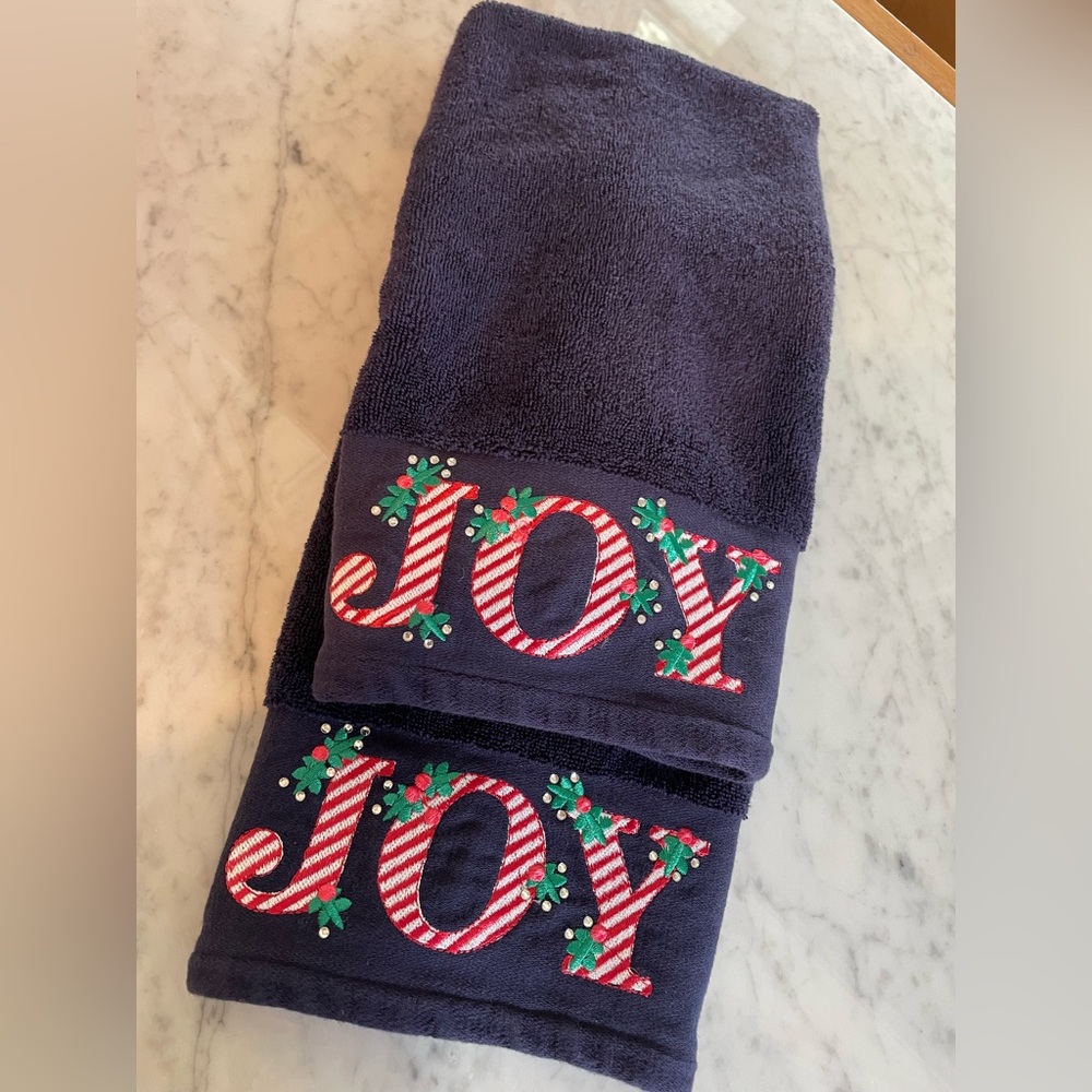 EUC! 100% Cotton Hand Towels